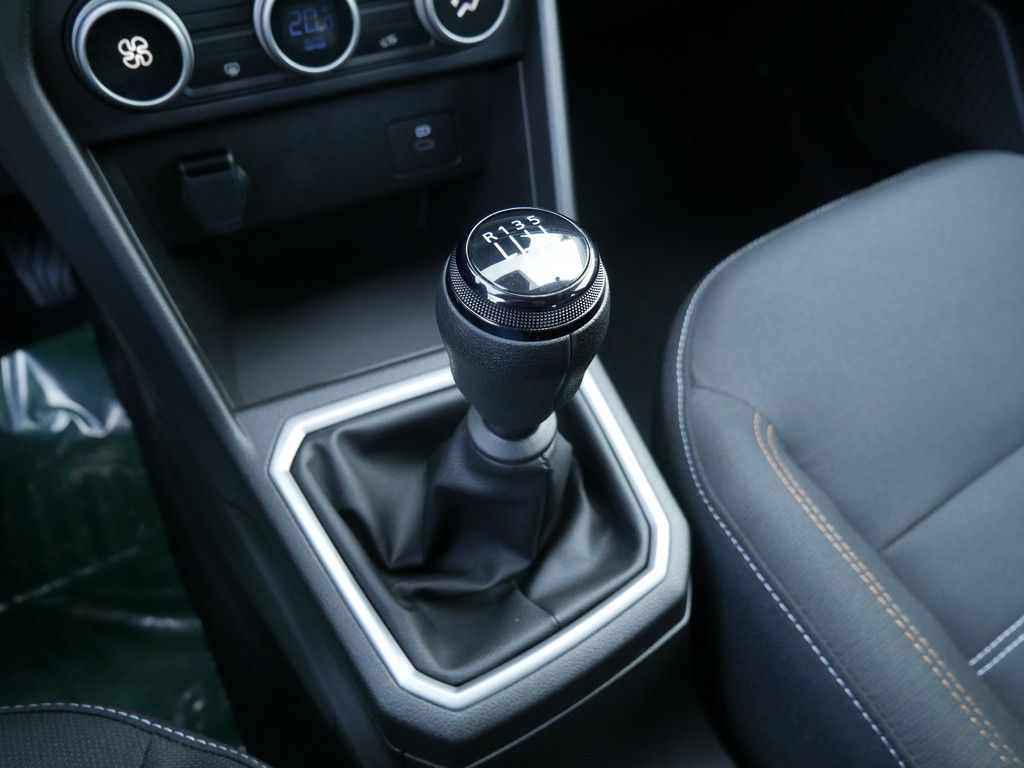 Fahrzeugabbildung Dacia Sandero Stepway Expression TCe 90