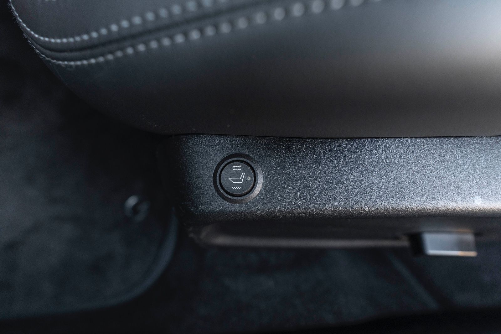 Fahrzeugabbildung Dodge Challenger R/T SCAT 392 KAM CARPLAY SZH BREMBO