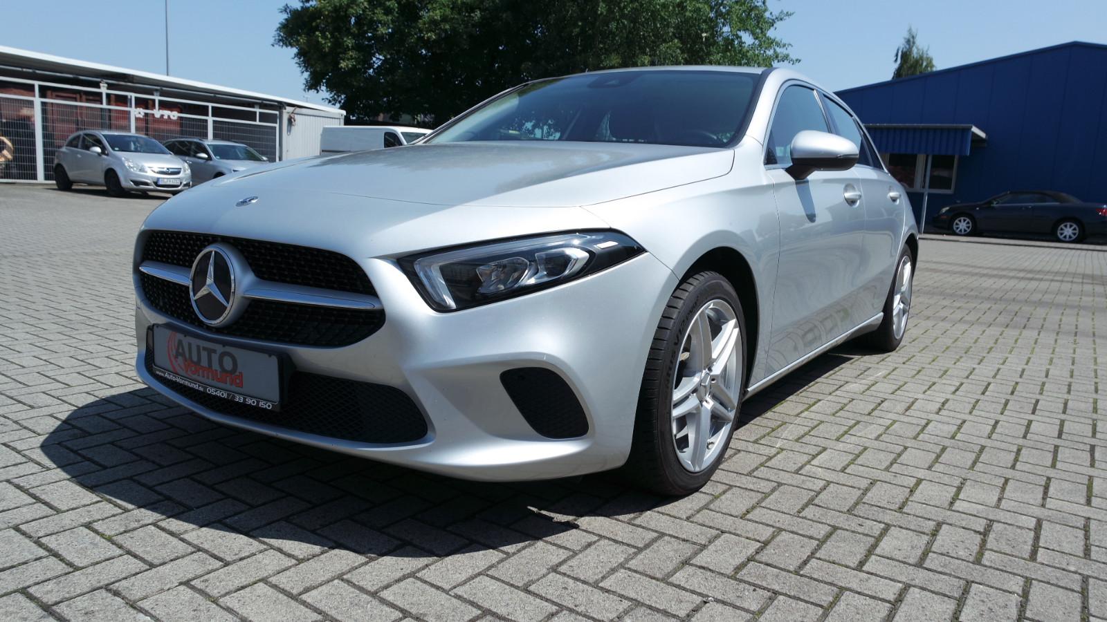 Mercedes-Benz A 200 d Progressive, LED, 1. Hand