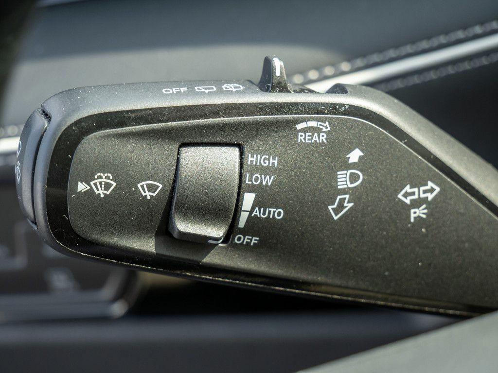 Volkswagen ID.7 Tourer Pro 210/77 Climatronic PDC SHZ
