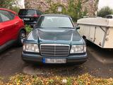 Mercedes-Benz W 124 300 D - Mercedes-Benz 300: D W124