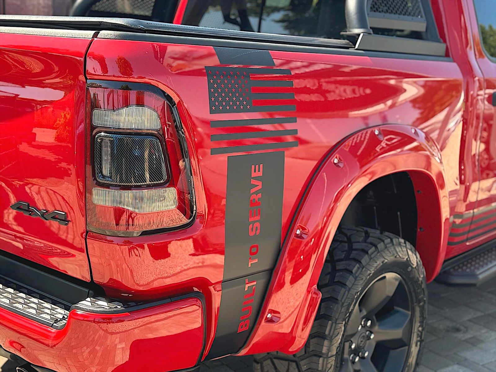 Fahrzeugabbildung Dodge RAM 5.7 V8 HEMI 4x4 Offroad BUILT TO SERVE *LED*