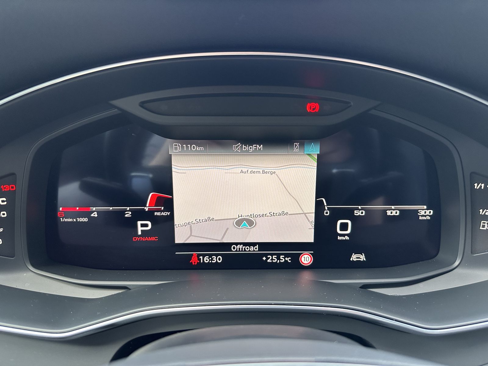 Fahrzeugabbildung Audi A6 Avant 45 TDI Qu S-Line Black NAV+LED+VCOCK+PP