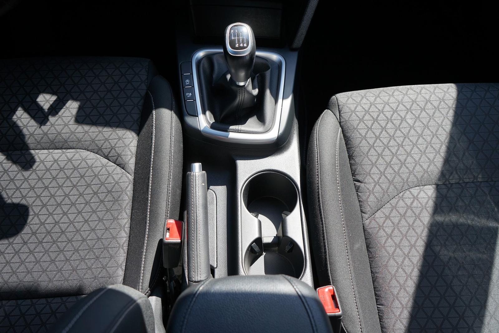 Kia Ceed SW 1.4 T-GDI Vision Sitzheizung Klimaaut.