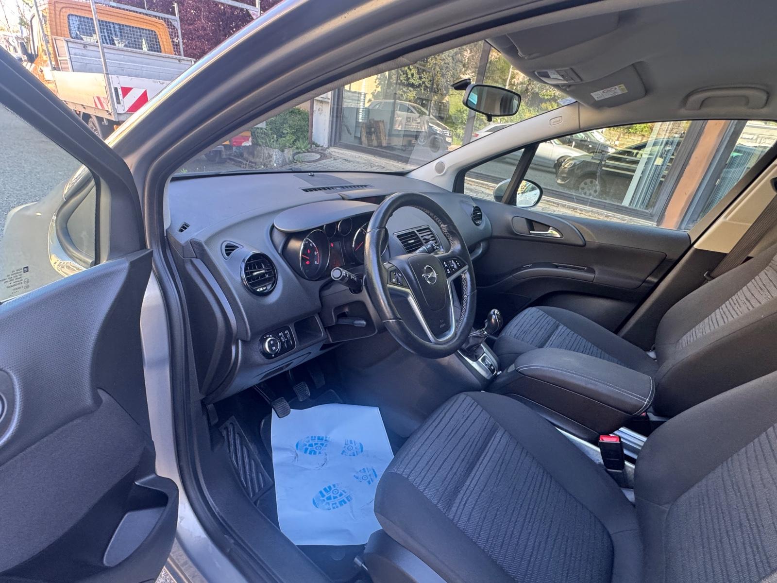 Opel Meriva 2015 — photo 6