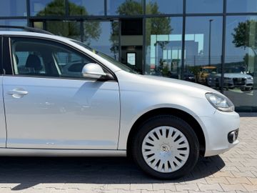 Volkswagen Golf - 3