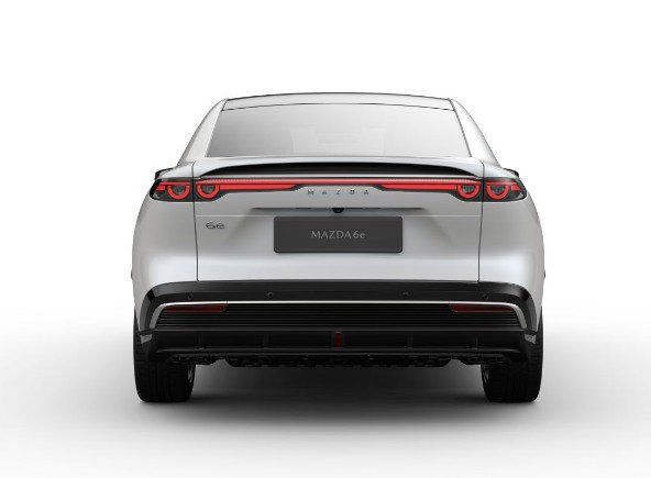 Fahrzeugabbildung Mazda 6E Takumi Plus EV-258 Long Range LEDER PANO NAVI