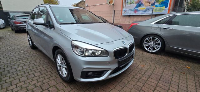 BMW 218 i Active Tourer 1.Hand AHK NAVI