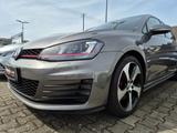 Volkswagen Golf VII GTi *6-Gang Schalt*Xenon*Navi*GRA*Sitzh - Volkswagen Golf: V6
