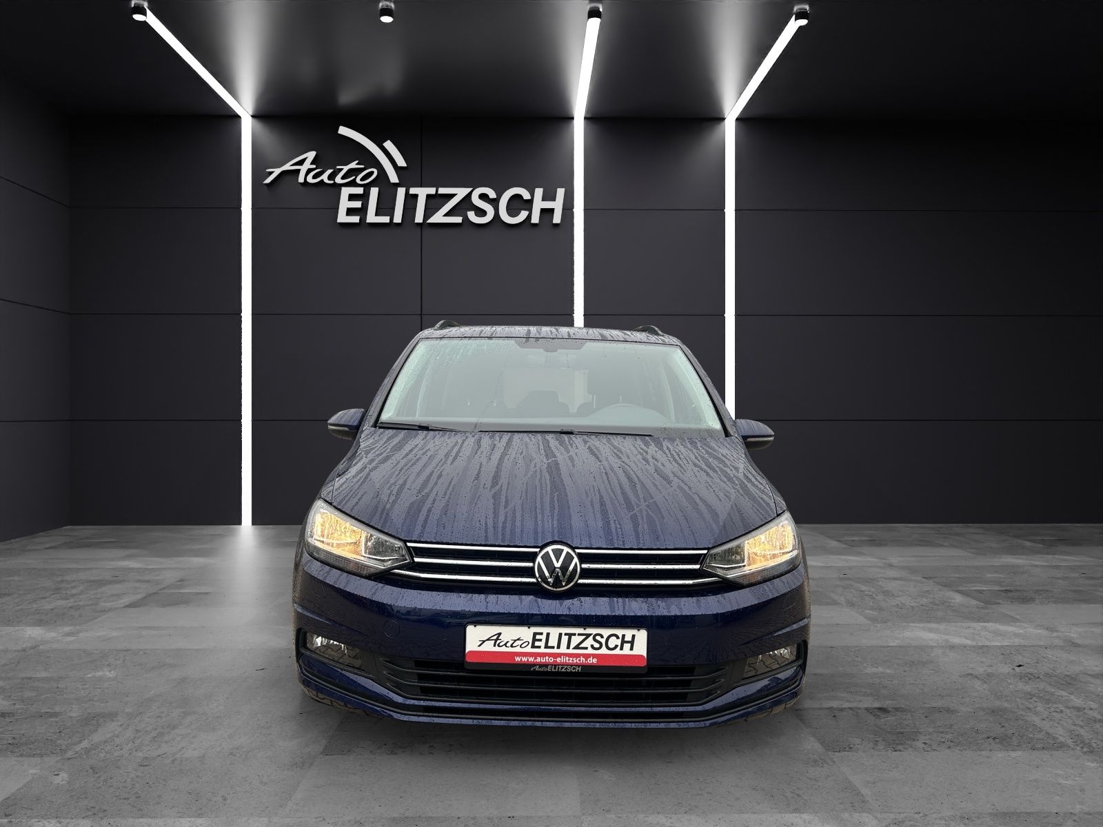 Fahrzeugabbildung Volkswagen Touran TDI Comfortline Navi PDC SH LM