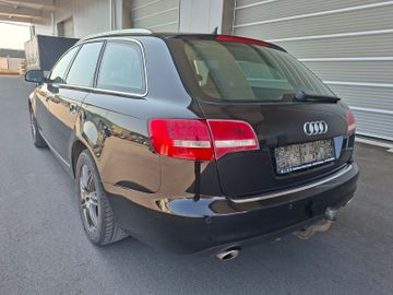 Audi A6 - 4