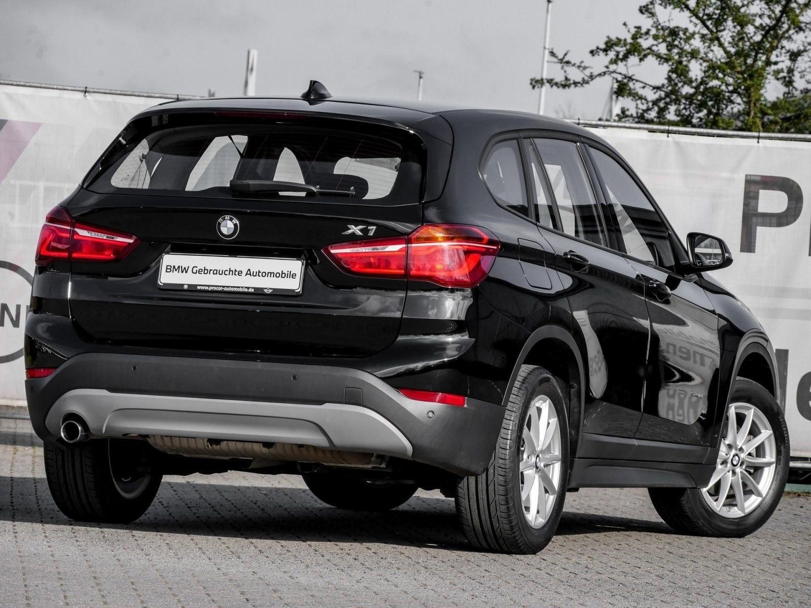 BMW X1 sDrive18i (2016 - 2019) AHK NAVI LED PDC V+H