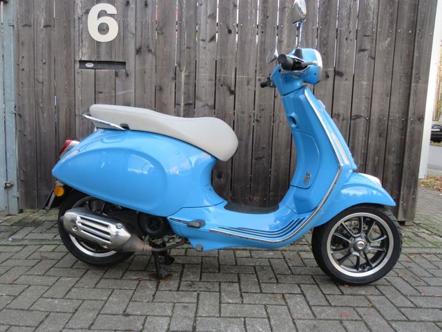 Vespa Primavera 50 Jahre Edition