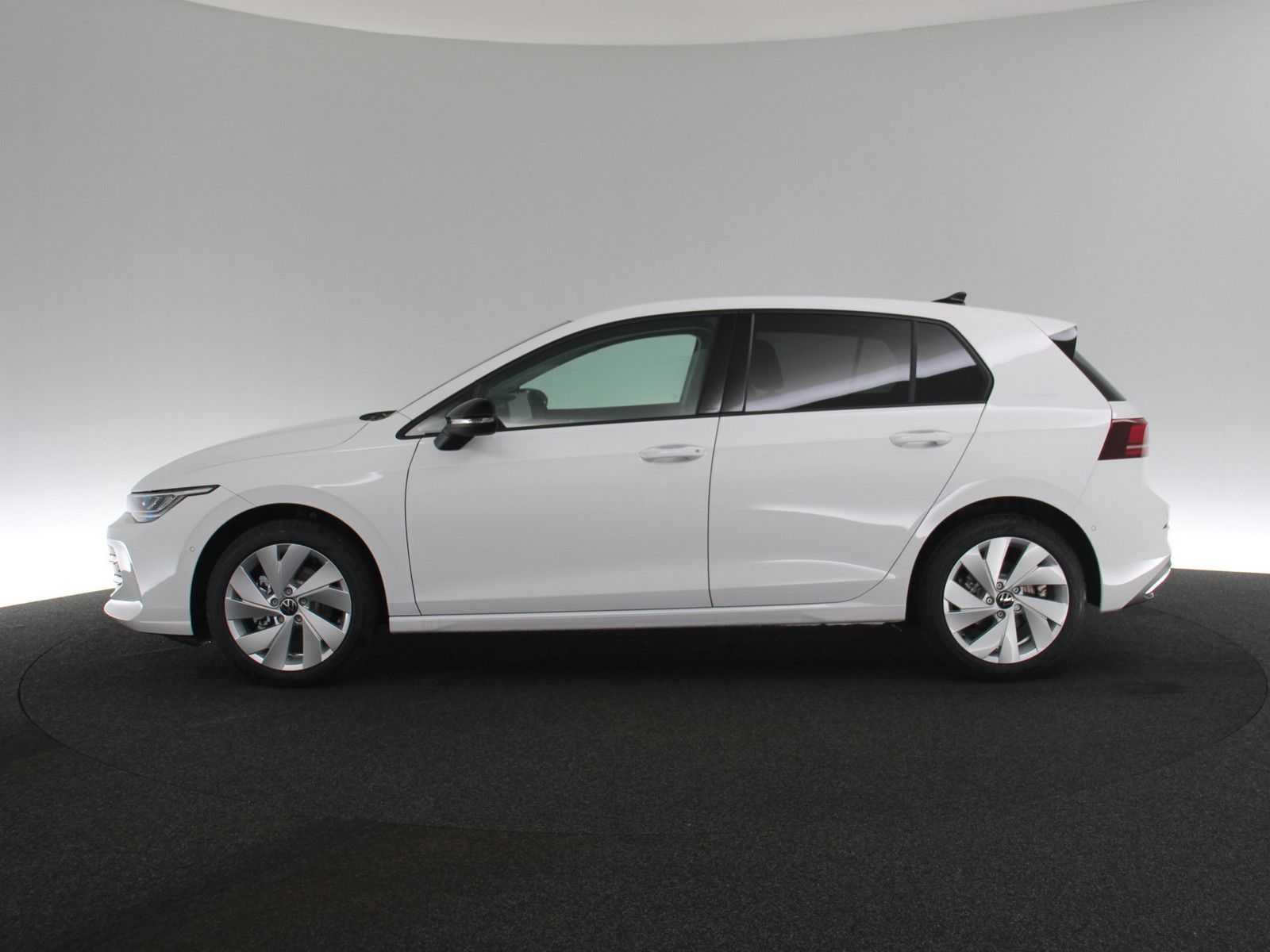 Volkswagen Golf VIII 1.5 eTSI Energy ACC NAVI KAMERA SHZ foto 23