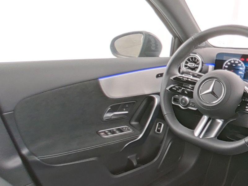 Mercedes-Benz A 250 e AMG/Special/Multibeam/Cam/Night/Ambi/19'