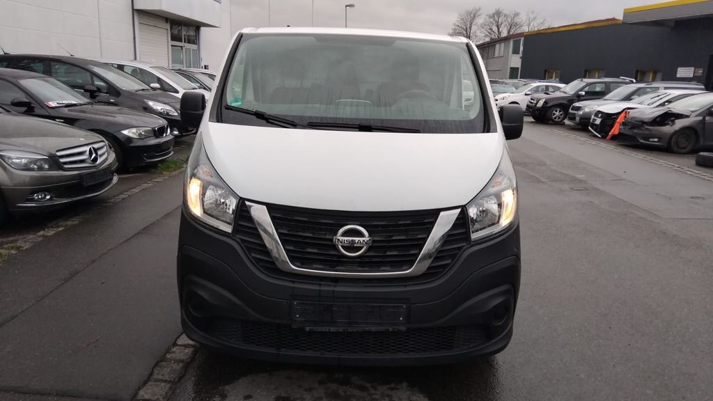 Image of Nissan NV300