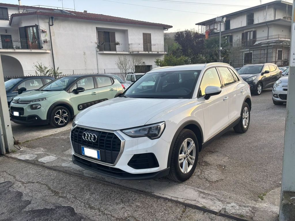 Image of Audi Q3