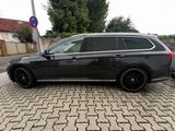 Volkswagen Passat 2.0 TDI SCR 140kW DSG Highline Varian... - Volkswagen Passat: V