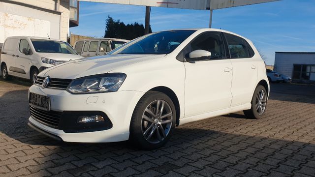 Volkswagen Polo V Highline BMT, R-Line  Paket ! SHz ! DSG !