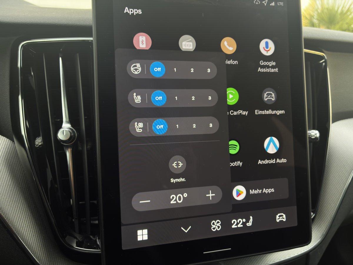 Volvo XC60 B5 Plus Black Edition AWD HUD PANO NAVI