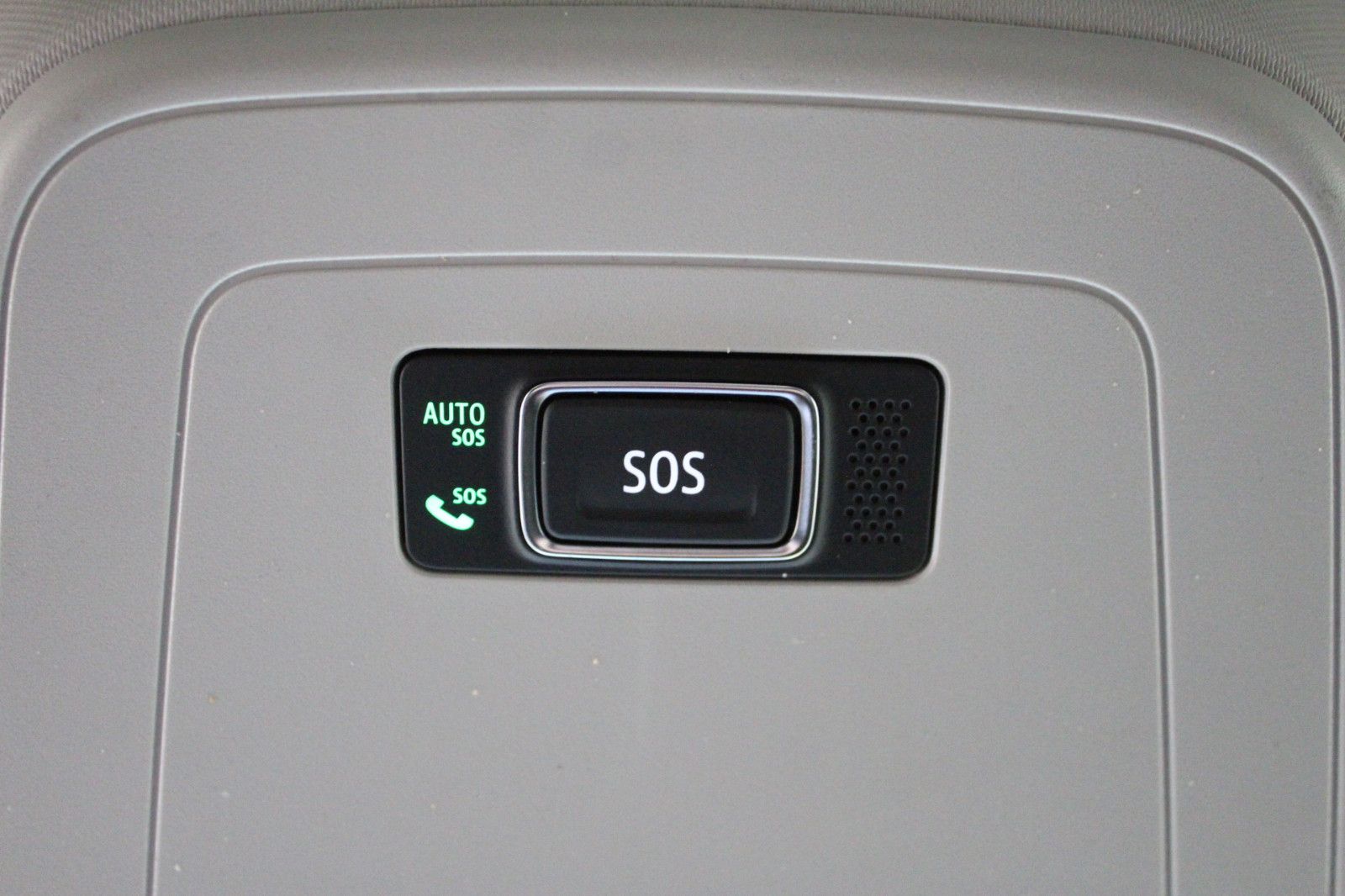 Fahrzeugabbildung Renault Kangoo Grand Techno TCe 130 EDC 7-Sitzer