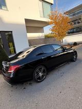 Mercedes-Benz E43 AMG 4Matic - schwarze Mercedes-Benz E 43 AMG