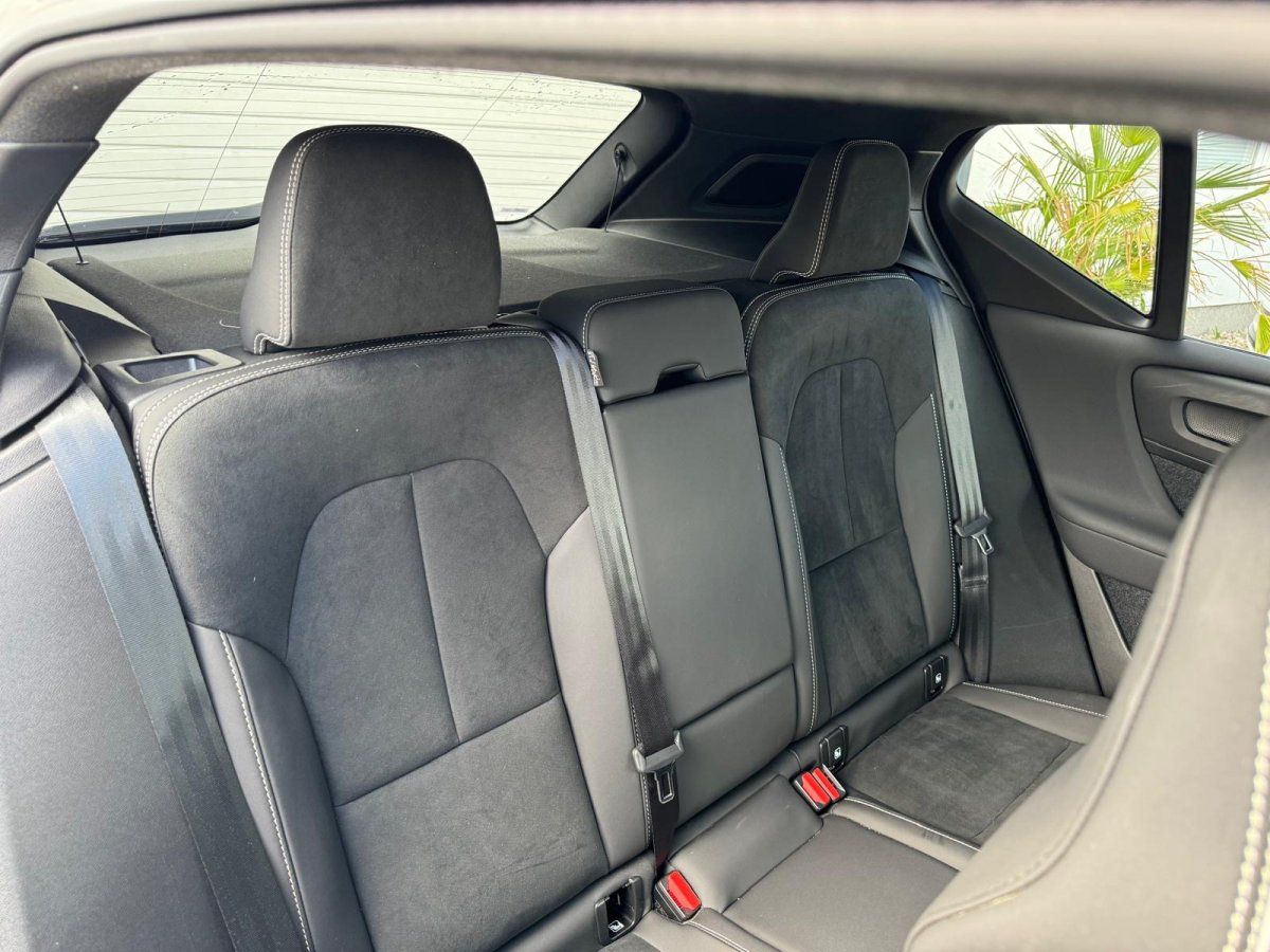 Volvo XC40 - Bild 12