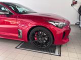 Kia Stinger 3.3 T-GDI AWD GT GT - rote Kia Stinger