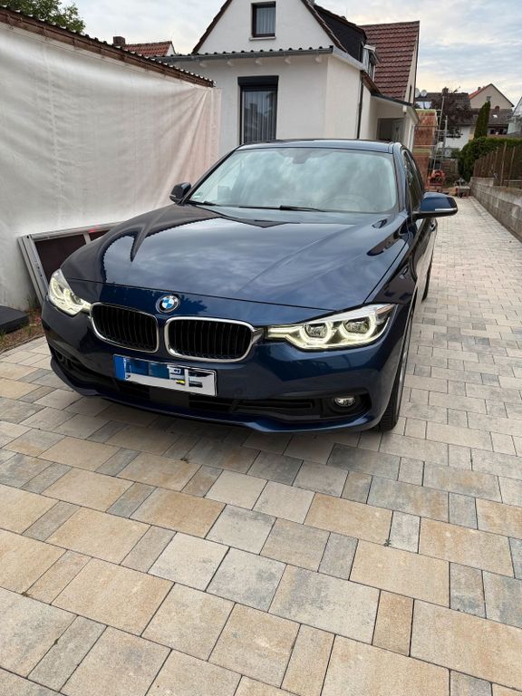 Image of BMW 320