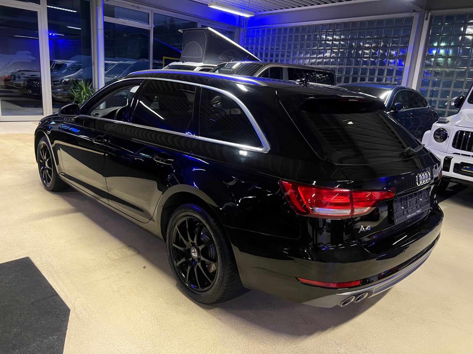 Fahrzeugabbildung Audi A4 2.0 TDI Avant sport *LEDER*AUTOMATIK*LED*