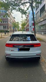 Audi Q8 TDI Quattro 3X Sline Bang Olufsen 360 Kamera - Audi Q8 in Essen