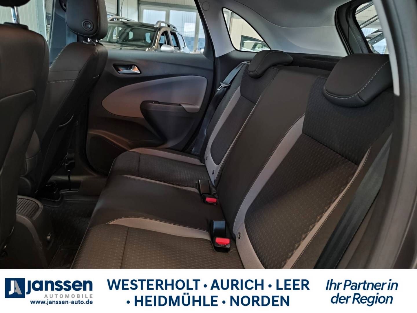 Fahrzeugabbildung Opel Crossland X 1.2 ECOTEC Start/Stop Edition