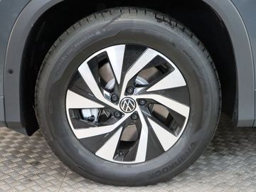 Volkswagen Tayron 1.5 eTSI 110 kW Life 7-Sitze AHK