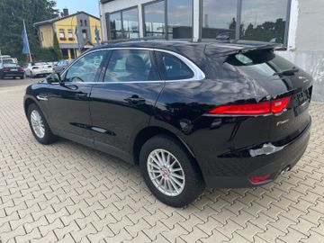 Jaguar F-Pace - 6