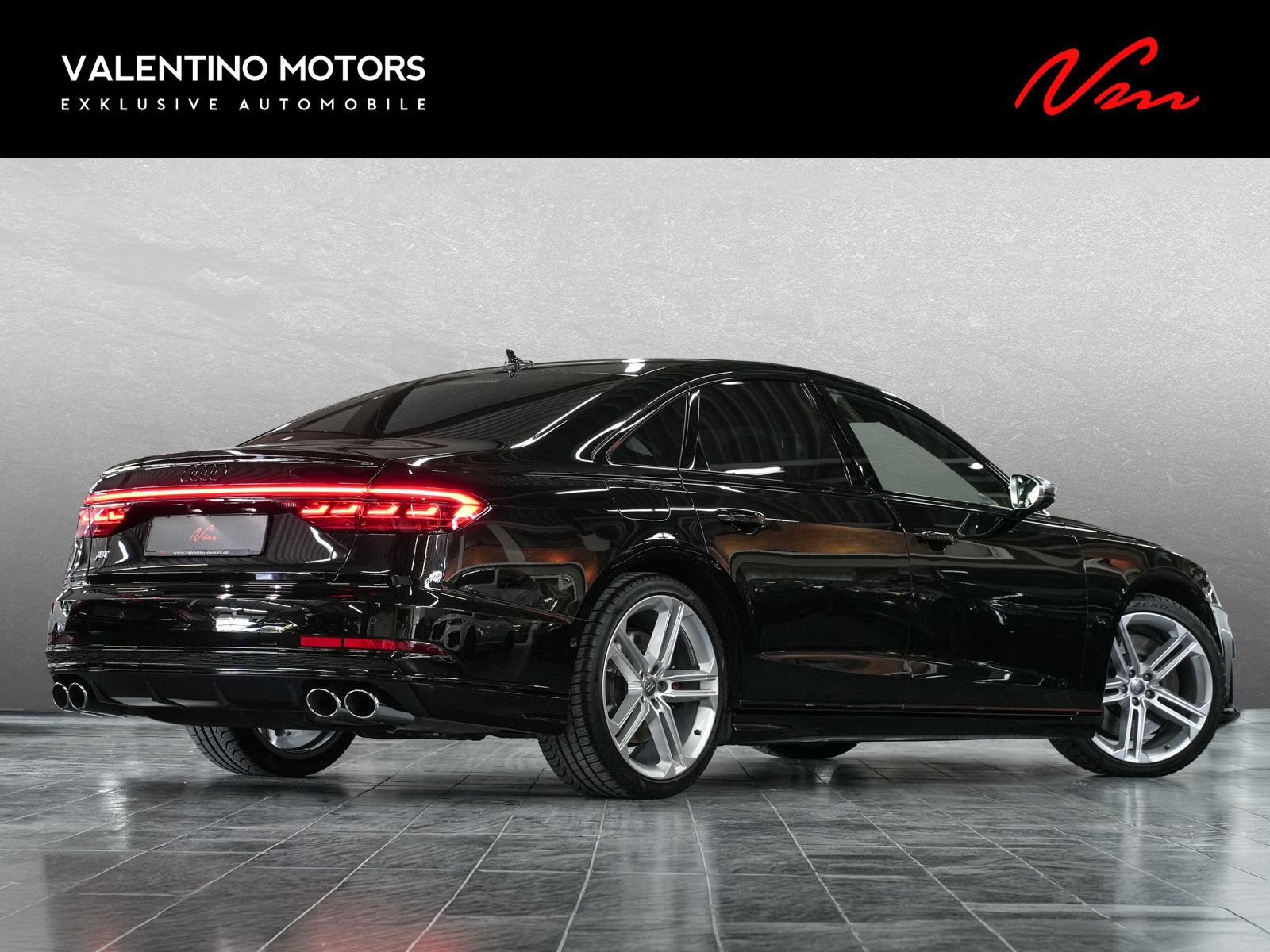 Fahrzeugabbildung Audi S8 ABT 700 - Massage vo+hi | Einzelsitze im Fond