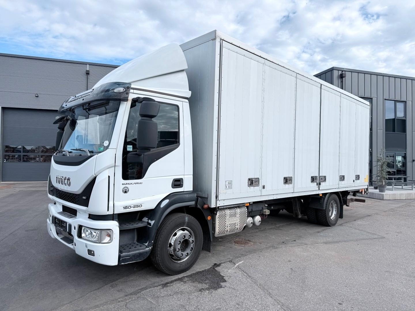 Iveco EuroCargo 160 -250 Side opening 7.3 m / Euro 6