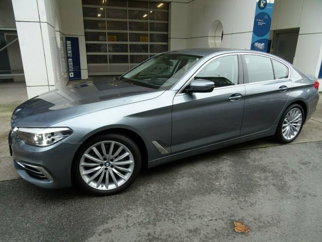 BMW 540i xDrive,Autom,AHK,360°,STH,Ledersports,ACC