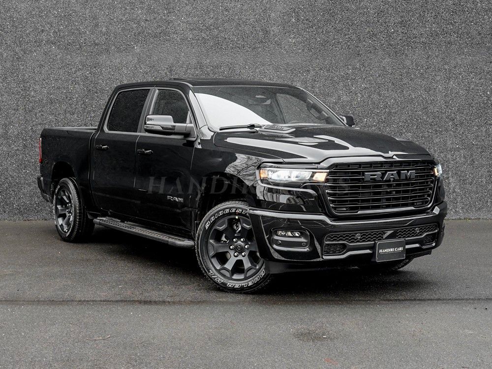 Dodge 2026 RAM Sport Night € 57000 +PANORAMIC SUNROOF imagem 3