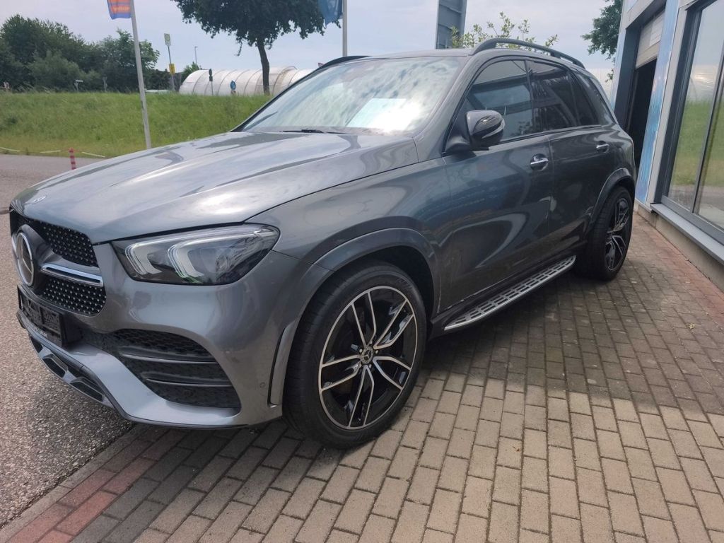 MERCEDES-BENZ GLE 400 d 4Matic/AMG/HUD/AIRMATIC/AHK/PANO/STHZ