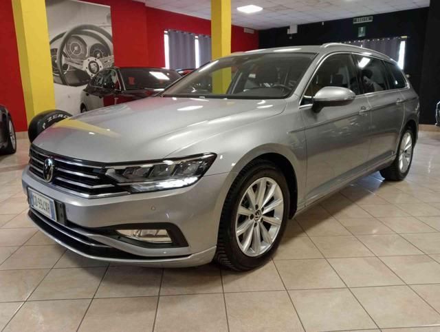 VW VOLKSWAGEN Passat Variant 2.0 TDI SCR EVO DSG **