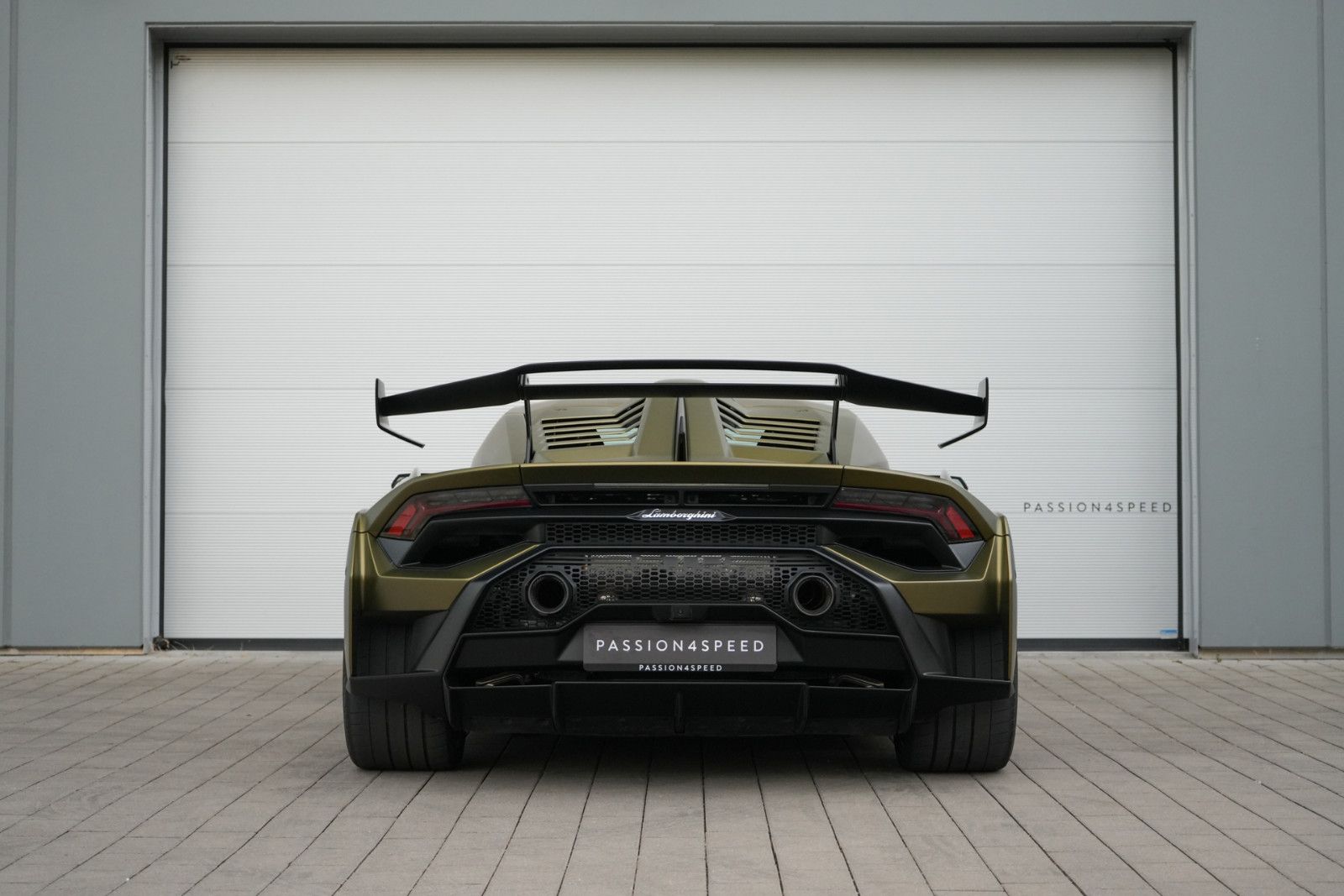Lamborghini Huracán STO foto 4