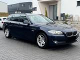 BMW 520d HEAD-UP/PANO/AHK/EHK/TÜV/BI-XEN+ - BMW 520 aus 2010: Kombi, 520d