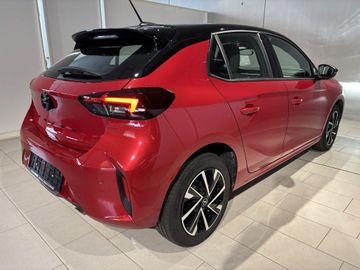 Fotografie 9 des Opel Corsa 1.2 Direct Injection Turbo GS