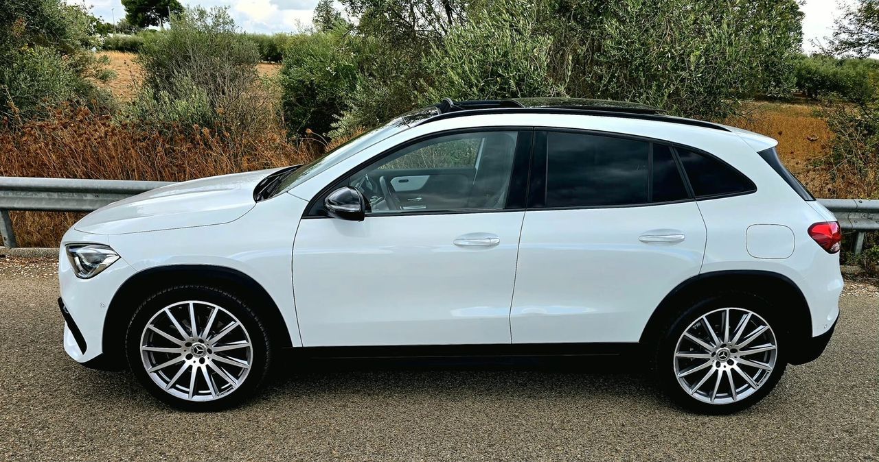 Mercedes-Benz MERCEDES GLA 200d PREMIUM PLUS AMG FANTASTICA imagem 3