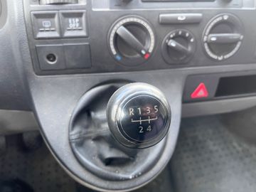 Volkswagen T5 Transporter - 11