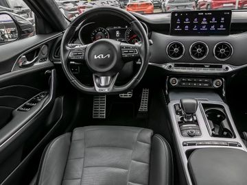 Kia Stinger Automatik Leder 360° Kamera Navi ACC