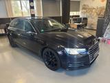 Audi A4 design 2.0 16V TDI BI-XENON 2HAND KLIMA - Audi A4 design mit Diesel-Antrieb