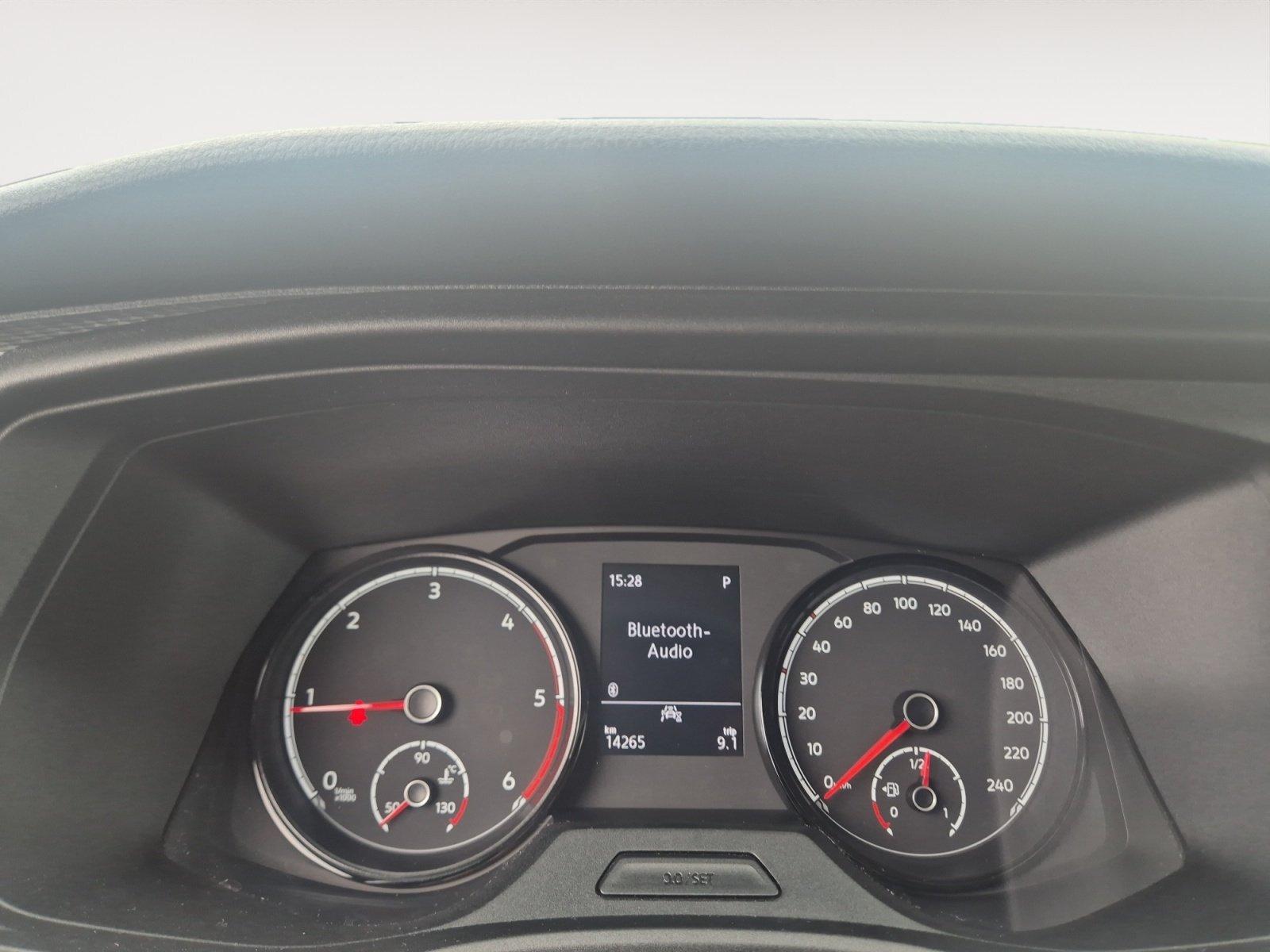 Volkswagen T6.1 Transporter Kombi 9 Sitzer RFK Clima ACC