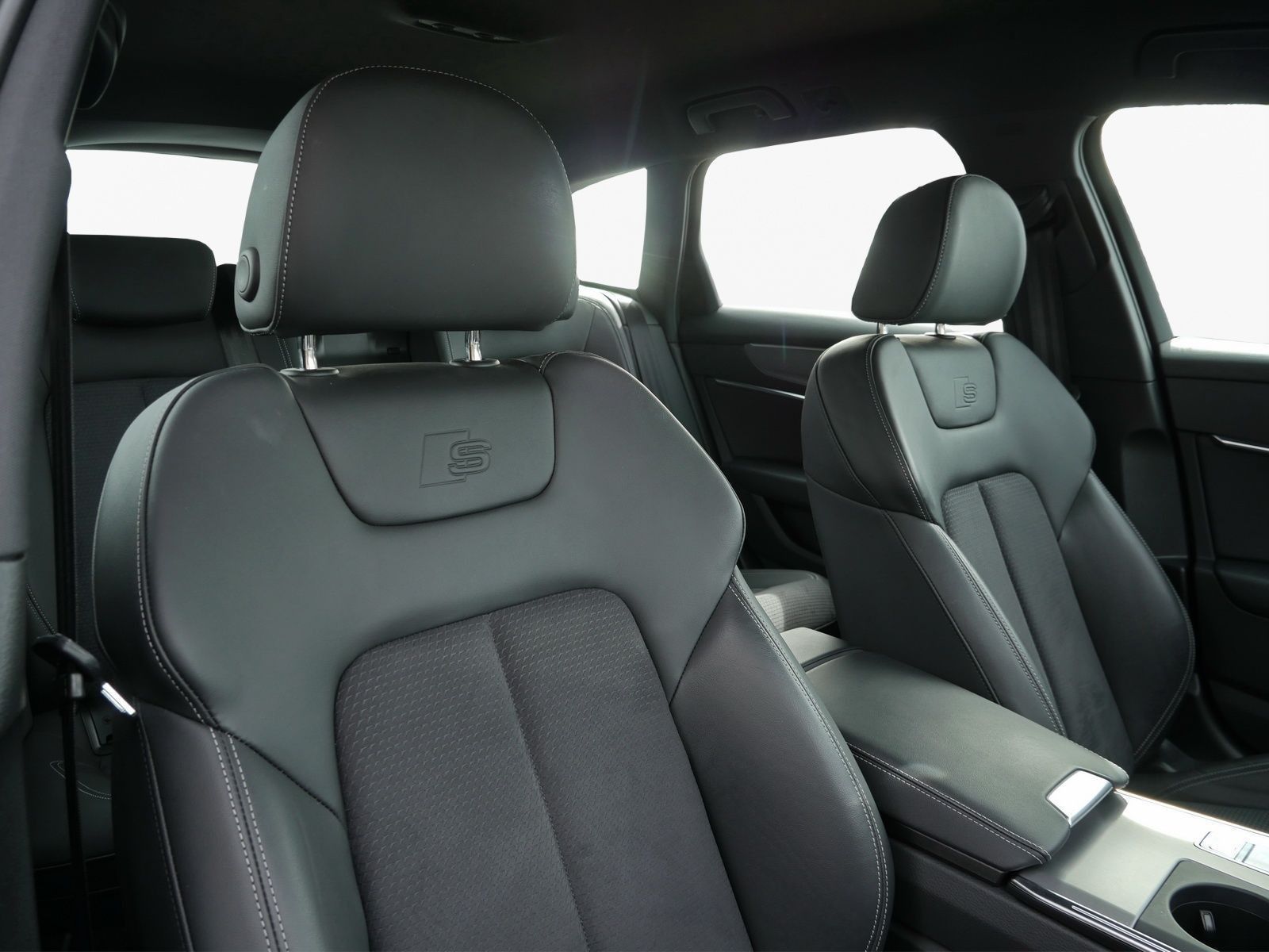 Audi S6 - Bild 10