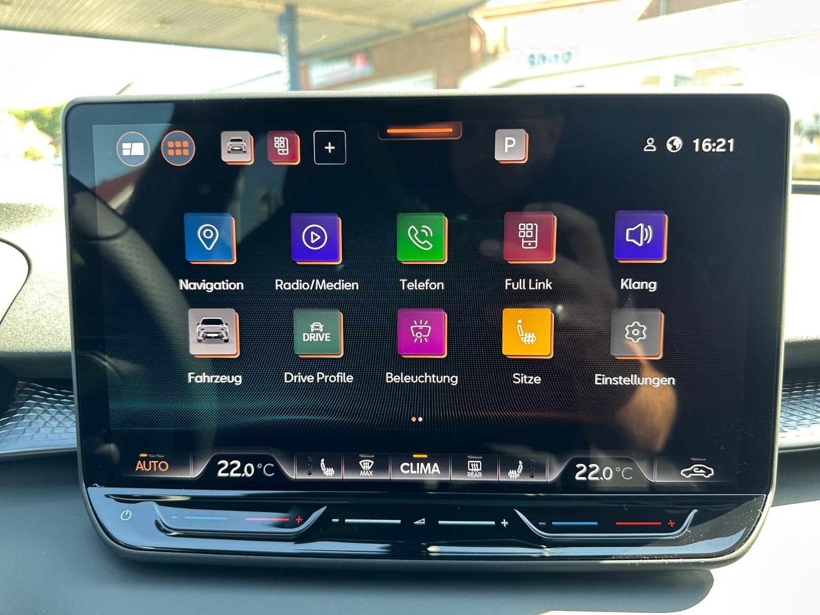 Fahrzeugabbildung CUPRA Terramar VZ 2.0 TSI 4Dr. DSG MATRIX/Pano/ACC/AHK